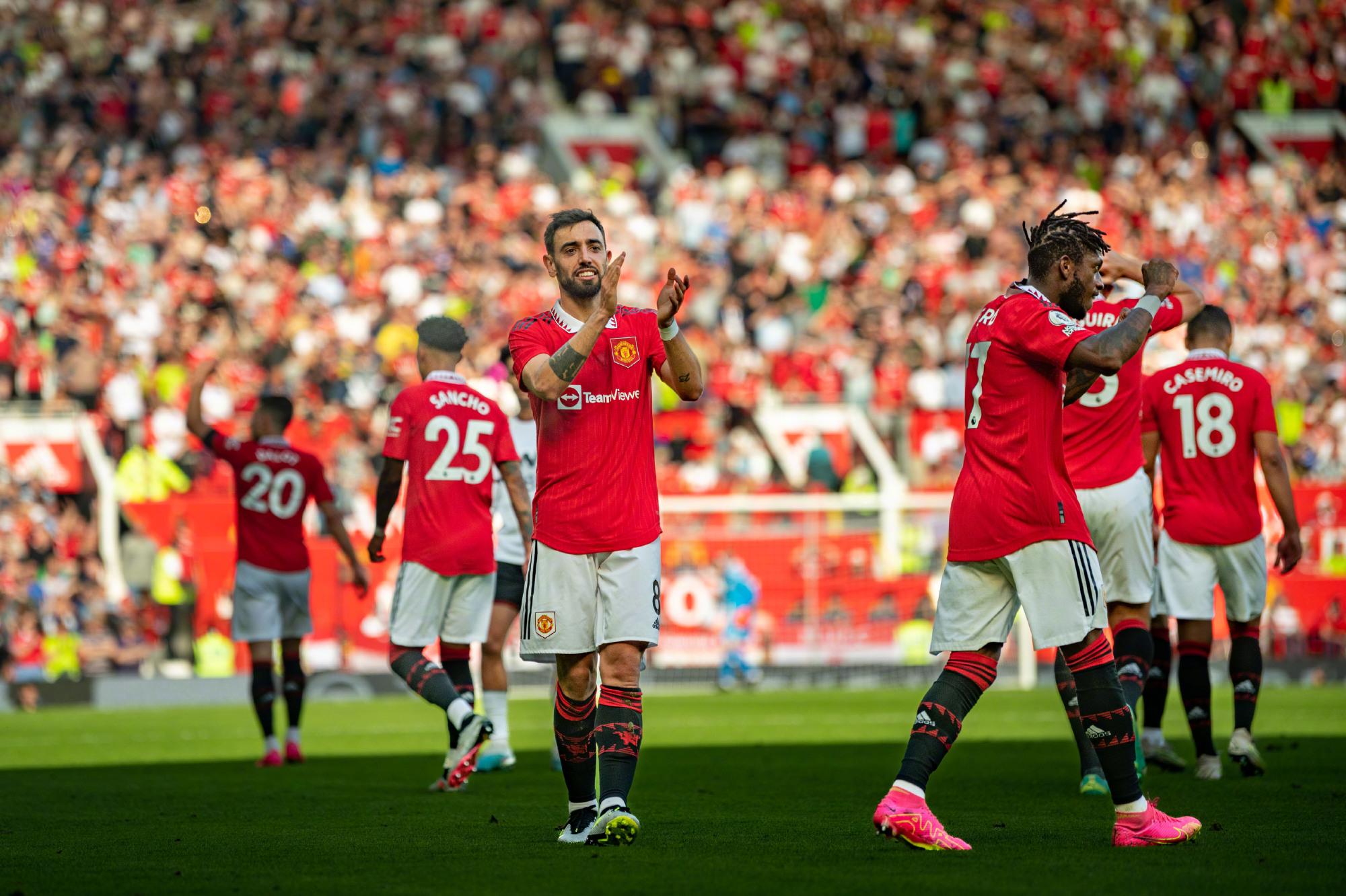 在篮球课上 在篮球课上