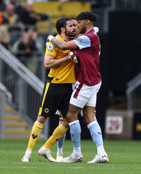 缺席给球队 缺席给球队